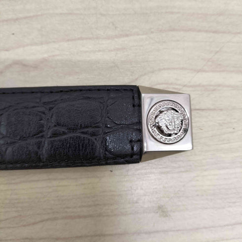 ジャンニヴェルサーチ GIANNI VERSACE MADE IN ITALY 4連ループレザーベルト メンズ